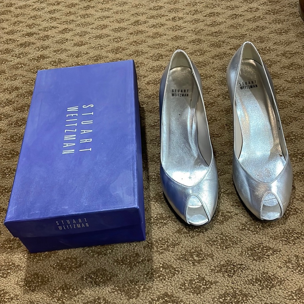 Silver peep toe heel